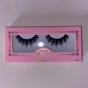 House of Lashes in Style “Knockout”